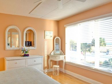 Pensacola Beach Home 936778