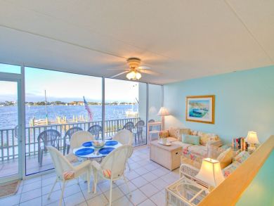 Pensacola Beach Home 936778
