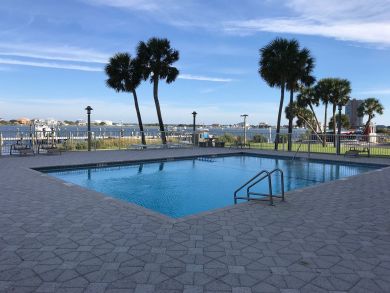 Pensacola Beach Condo 936779