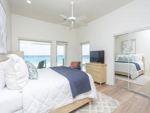 Luxury Pensacola Beach Vacation Home 6 Bedrooms Sleeps 18