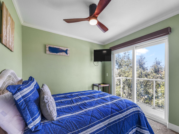 Newly Updated Townhouse Five Bedrooms