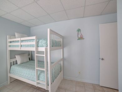 Pensacola Beach Condo 936785