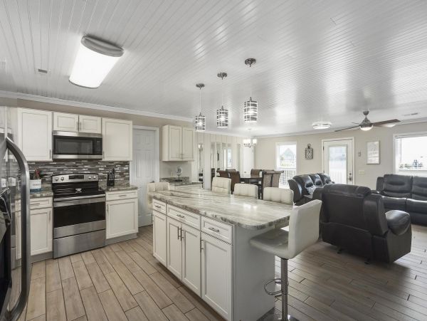 Charming Navarre Beach Vacation Home Short Walk to Beach
