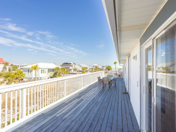 Charming Navarre Beach Vacation Home Short Walk to Beach