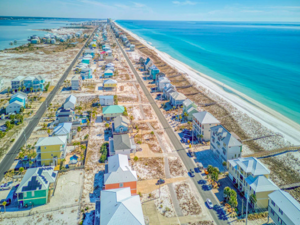 Charming Navarre Beach Vacation Home Short Walk to Beach