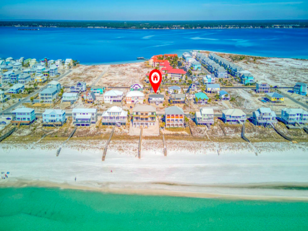 Charming Navarre Beach Vacation Home Short Walk to Beach