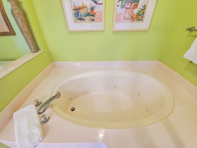 Pensacola Beach Condo 936792