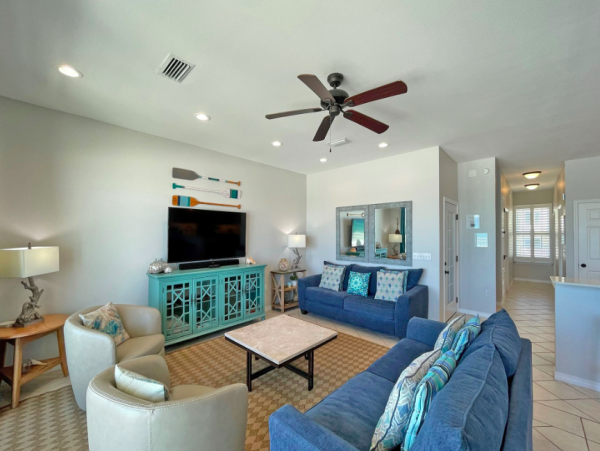 Gulf-Front 4-Bedroom Townhome with Stunning Views and Luxury Amenities