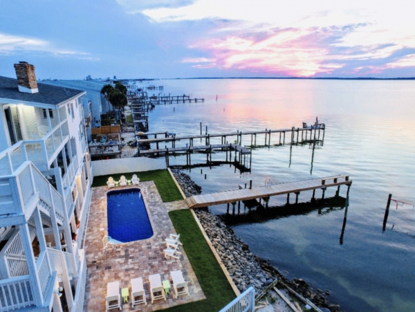 Pensacola Private Pool Home Fantastic!