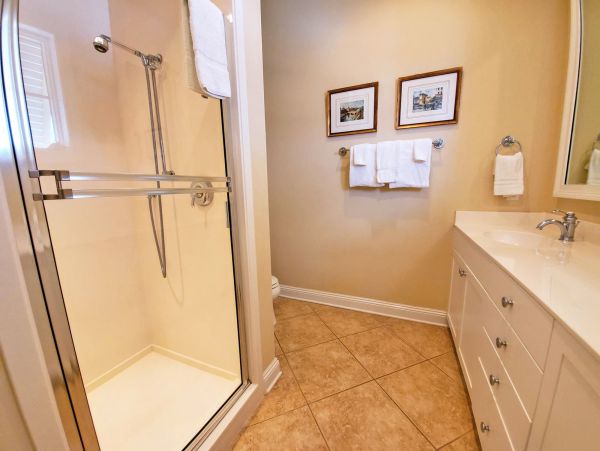 Navarre Vacation Home Five Bedroom On Beach