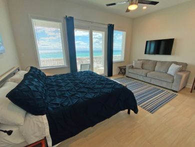 Pensacola Beach Luxury Vacation Rental Home