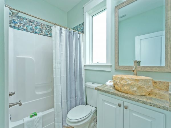 Pensacola Six Bedroom Vacation Home 50 Steps to Beach