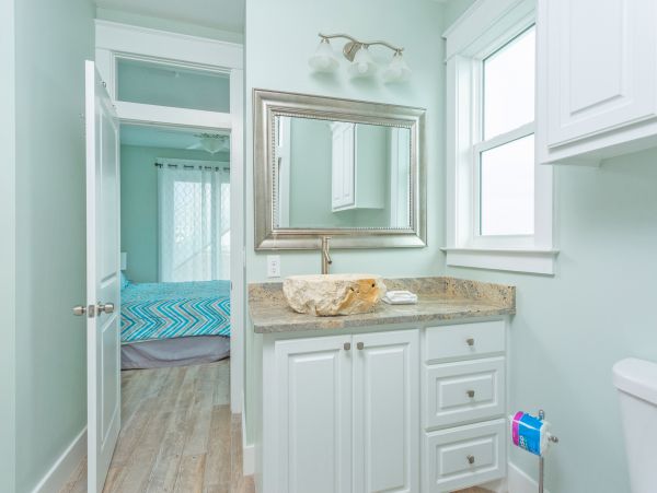 Pensacola Six Bedroom Vacation Home 50 Steps to Beach