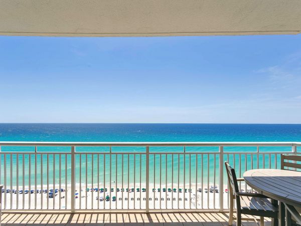 Beautiful Beachfront Three Bedroom Condo in Navarre Beach
