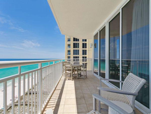 Beautiful Beachfront Three Bedroom Condo in Navarre Beach