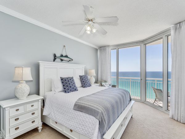 Beautiful Beachfront Three Bedroom Condo in Navarre Beach