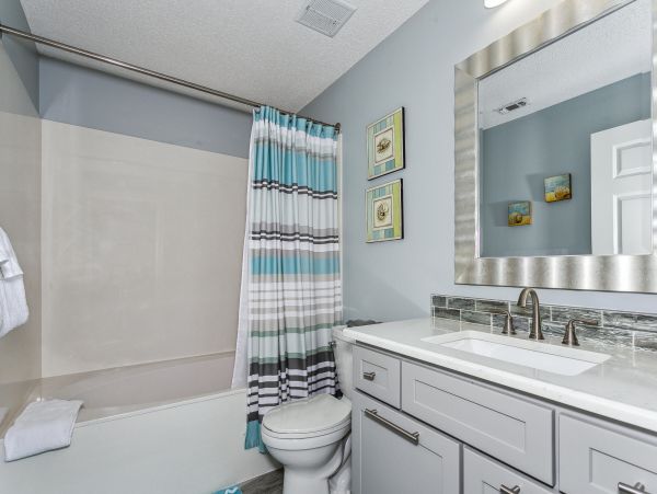 Beautiful Beachfront Three Bedroom Condo in Navarre Beach