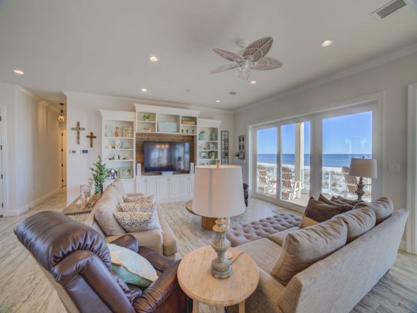 Oceanfront Vacation Six Bedroom Rental in Pensacola Beach