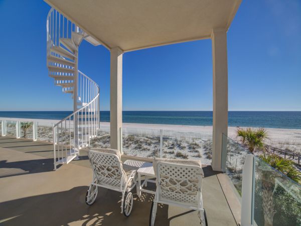 Oceanfront Vacation Six Bedroom Rental in Pensacola Beach