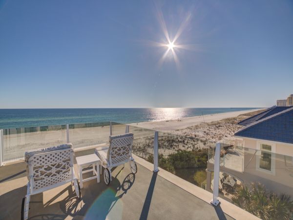 Oceanfront Vacation Six Bedroom Rental in Pensacola Beach