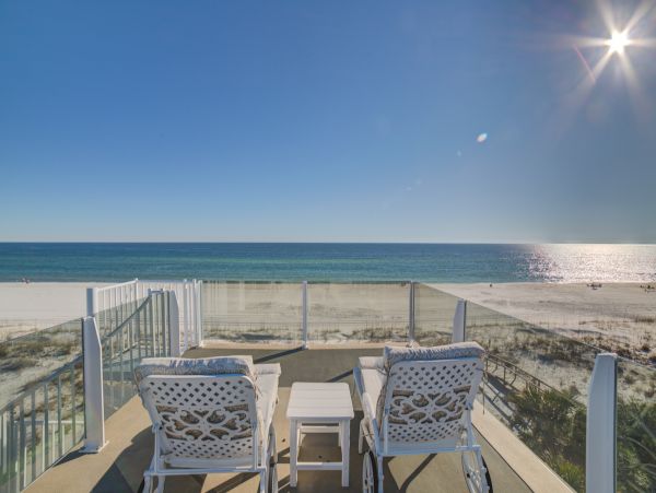 Oceanfront Vacation Six Bedroom Rental in Pensacola Beach