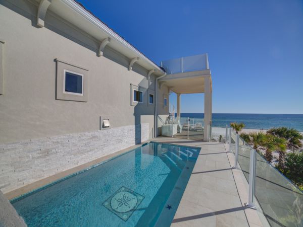 Oceanfront Vacation Six Bedroom Rental in Pensacola Beach