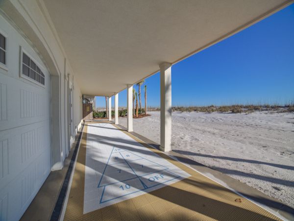 Oceanfront Vacation Six Bedroom Rental in Pensacola Beach