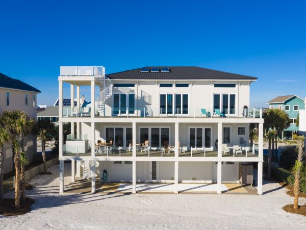 Oceanfront Vacation Six Bedroom Rental in Pensacola Beach