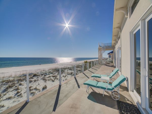 Oceanfront Vacation Six Bedroom Rental in Pensacola Beach