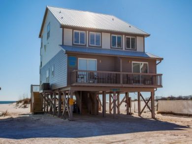 Location Location 10 Bedroom Home Sleeps 36 with Pool