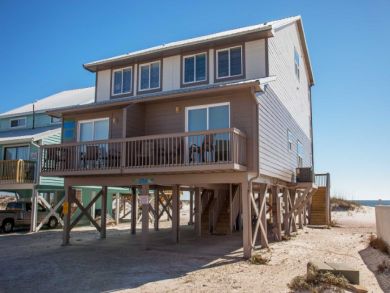 Location Location 10 Bedroom Home Sleeps 36 with Pool