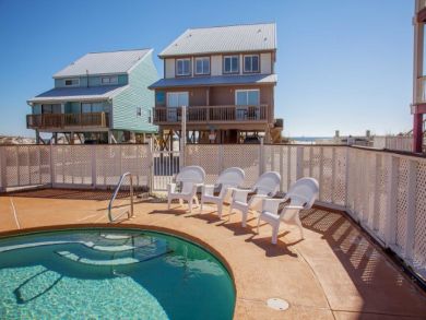 Location Location 10 Bedroom Home Sleeps 36 with Pool