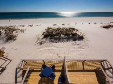 Location Location 10 Bedroom Home Sleeps 36 with Pool
