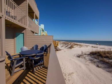 Location Location 10 Bedroom Home Sleeps 36 with Pool