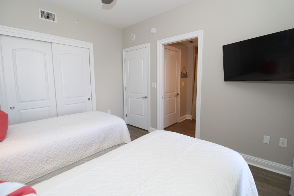 Pensacola Beach Condo 936852