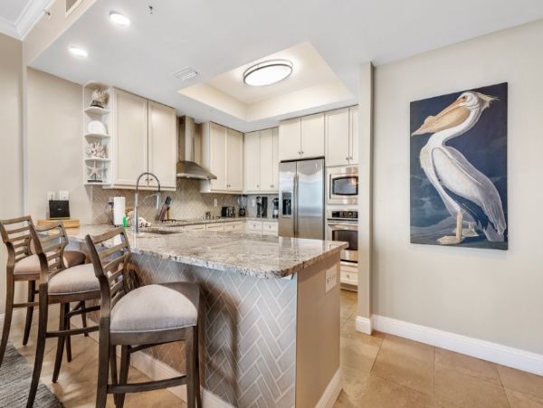 Beautiful Pensacola Gulf Front 3 Bedroom Condo Sleeps 9