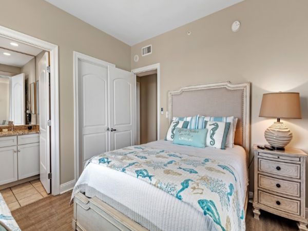 Beautiful Pensacola Gulf Front 3 Bedroom Condo Sleeps 9
