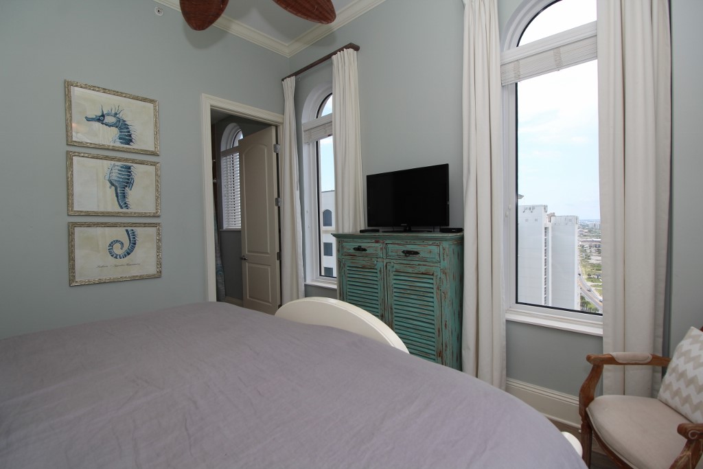 Pensacola Beach Condo 936866