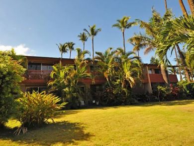 One Bedroom Condo Across Street from Honokowai Beach Park