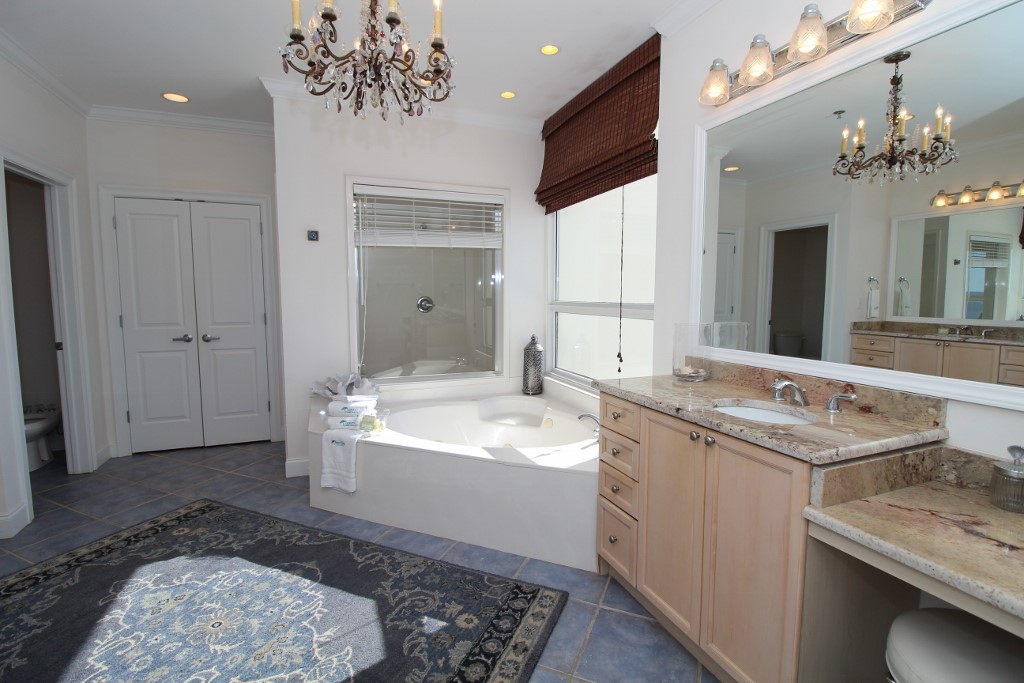 Pensacola Beach Condo 936899