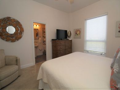 Pensacola Beach Condo 936899