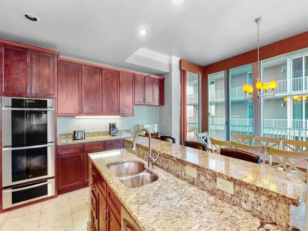 Pensacola Vacation Condo Four Bedroom Water Views