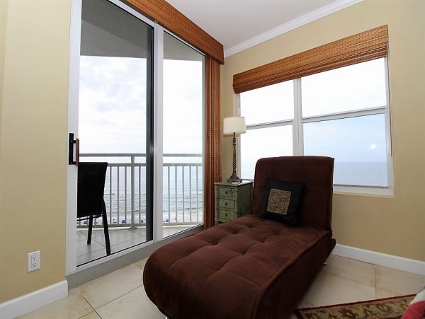 On Beach Pensacola Vacation Condo Three Bedrooms Gulf Views