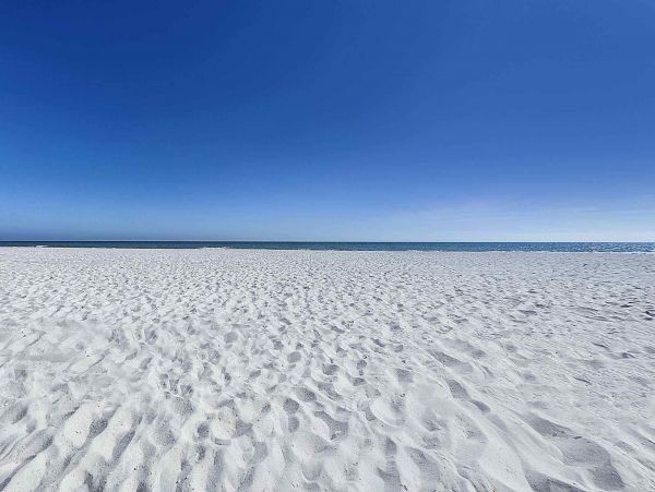 Vacation Condo in Pensacola Located on Beach 3 Bedrooms