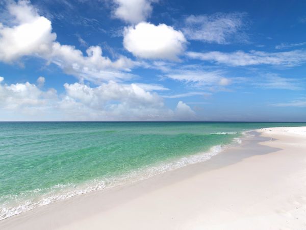 Beautiful 2 Bedroom Vacation Condo in Perdido Key