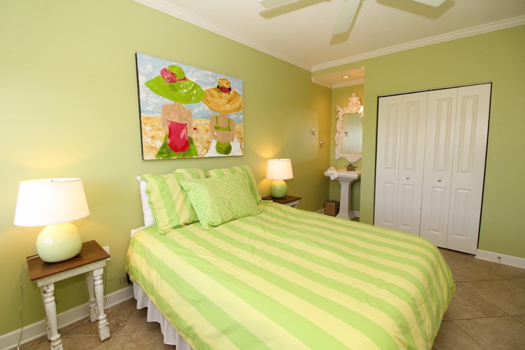 Pensacola Beach Condo 937000