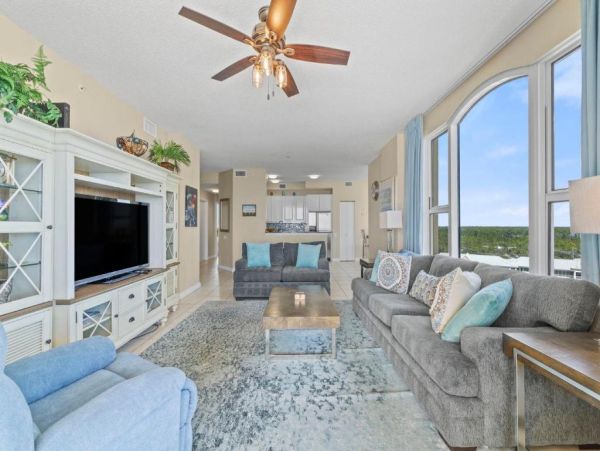 Beachfront with Full Gulf View