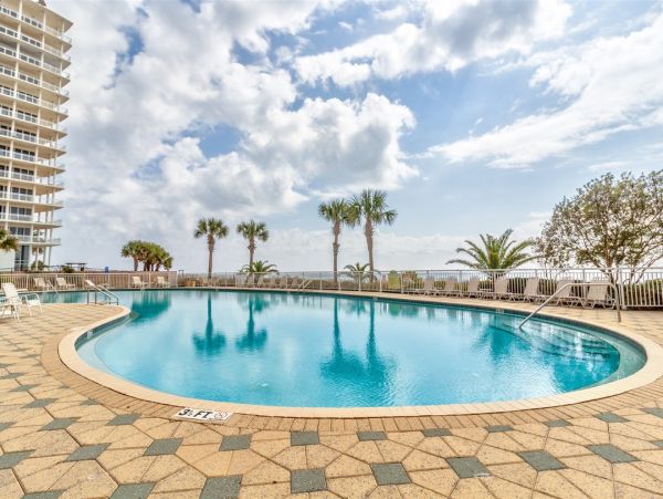 Beachfront with Full Gulf View