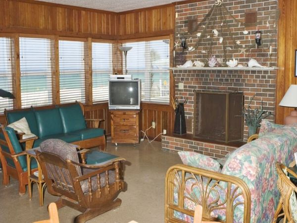 On Beach Panama City Vacation Home Four Bedrooms Sleeps 14