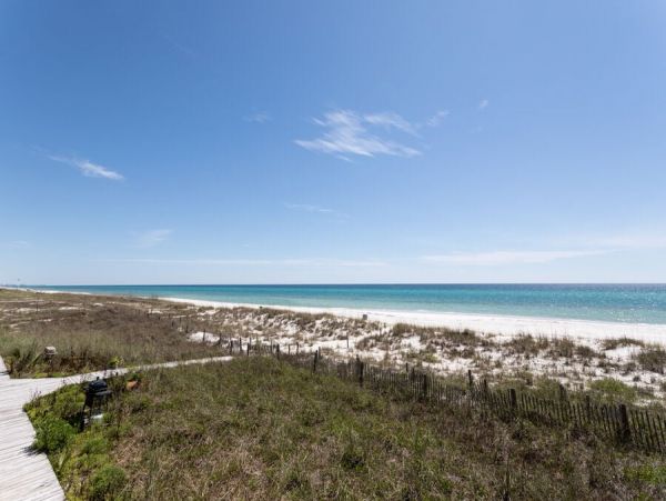 Beach Front 4 Bedroom Vacation Rental in Panama City Beach
